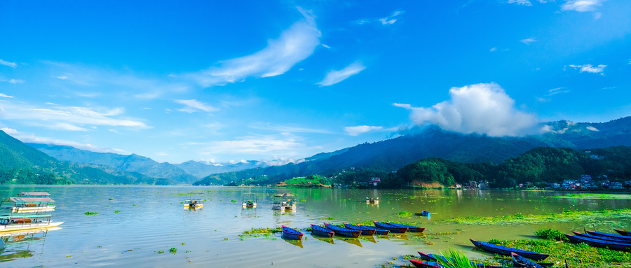 尼泊尔博卡拉费瓦湖.jpg